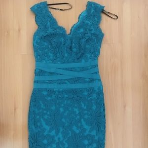 LikeNew Embroidered Lace VNeck Dress Ribbon Detail